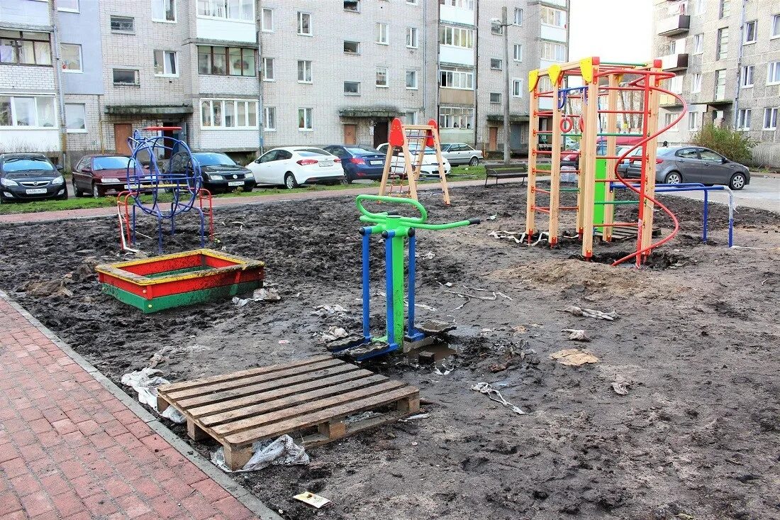 Площадка во дворе фото Возможно, самый хуёвый проект благоустройства в истории - Teletype