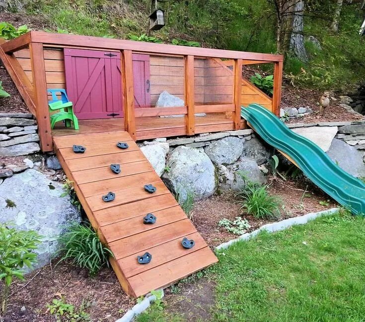 Площадки своими руками фото 47 Kids Playhouses That Are Cooler Than Your Real 1 Sloped backyard, Playground 