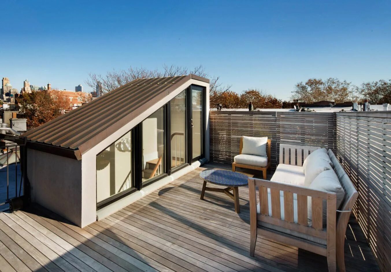 Плоская крыша фото 100 лучших идей дизайна: крыши частных домов на фото Rooftop design, Terrace des