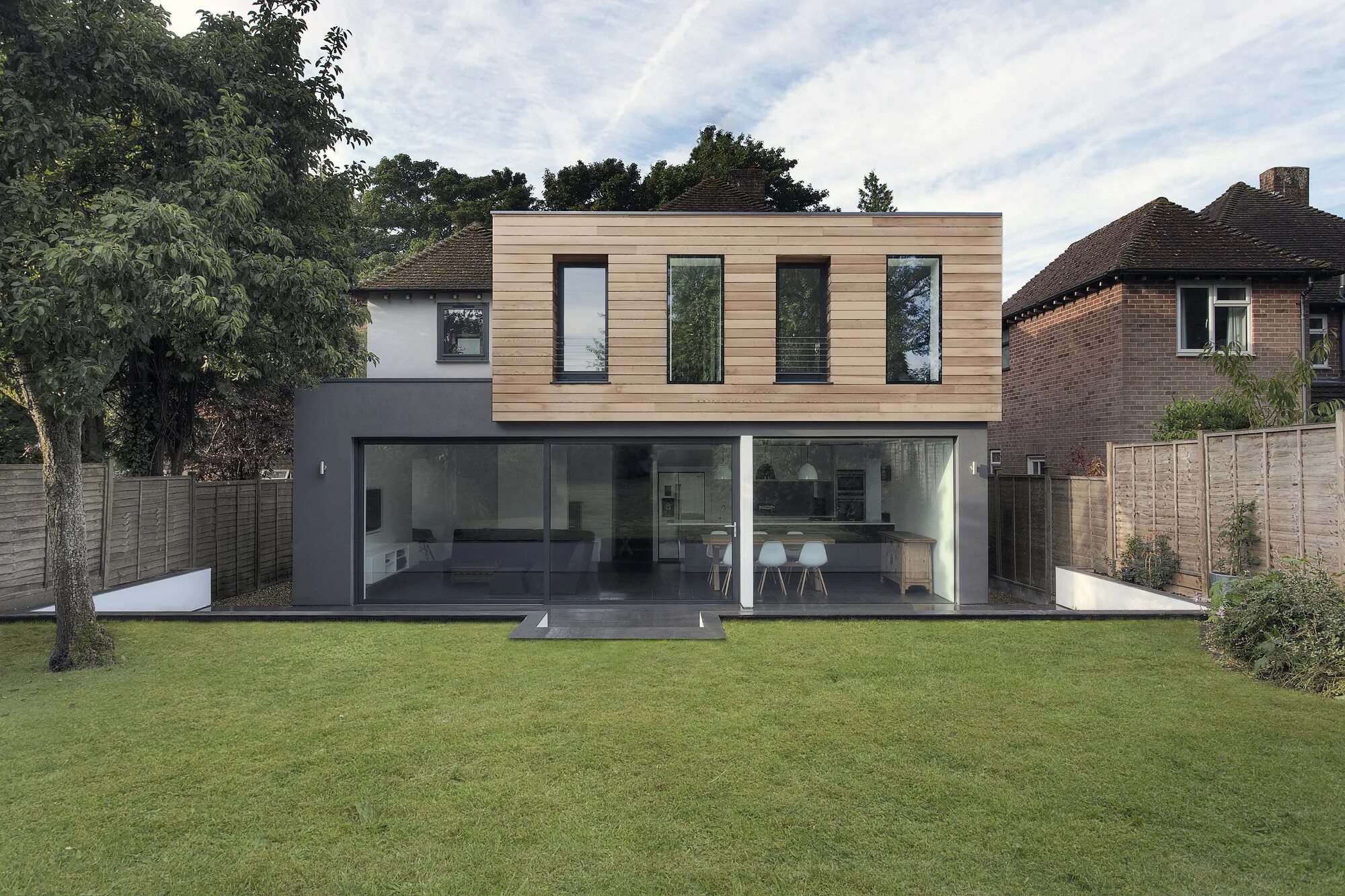 Плоская крыша в стиле лофт Gallery of The Medic's House / AR Design Studio - 1