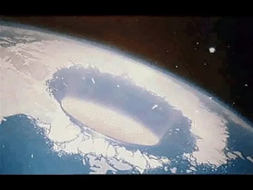 Плоская земля фото 1972 Hollow Earth - By: RetroSynthesizerMusic - YouTube