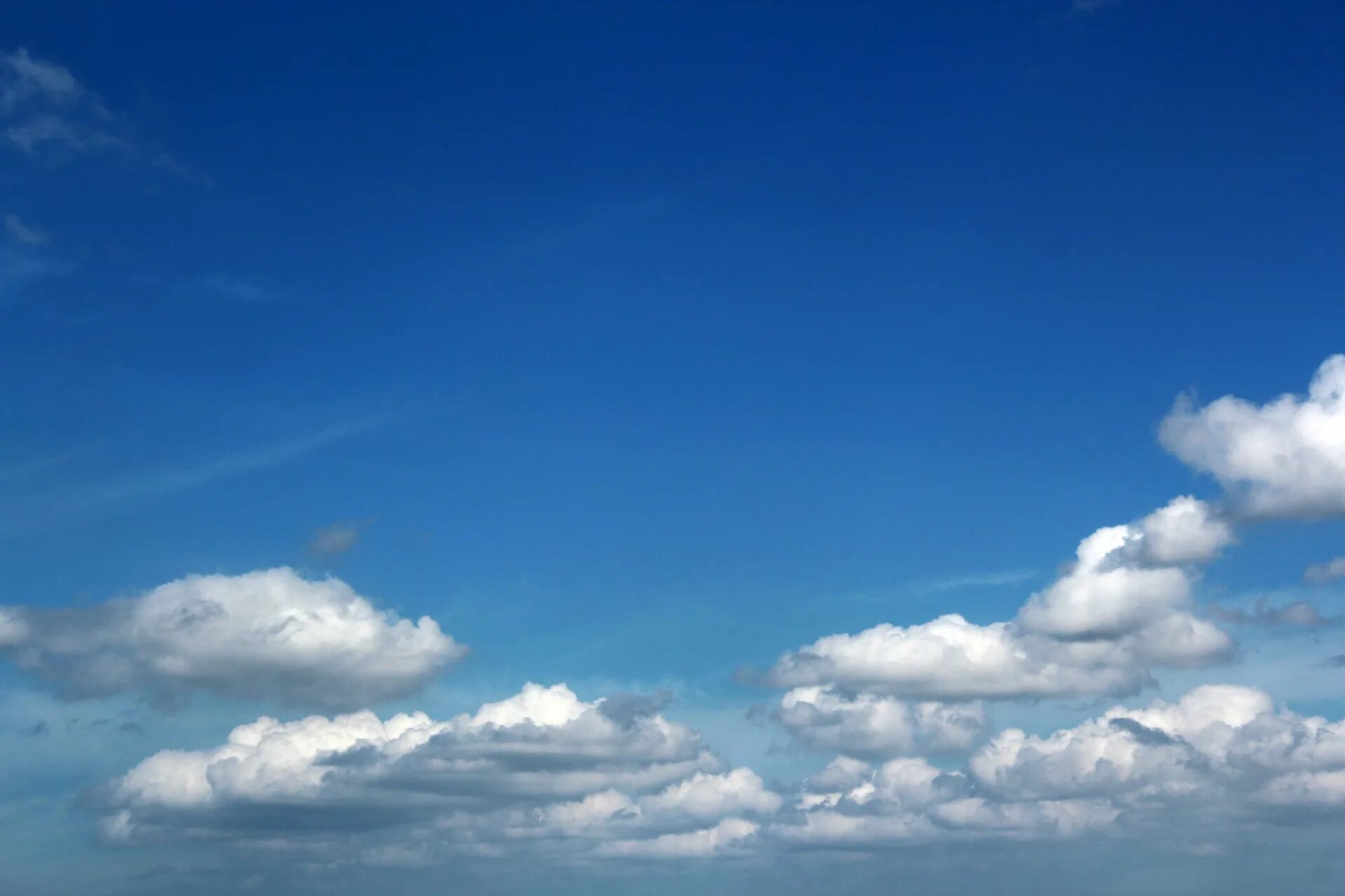 Плоское небо фото Blue sky clouds,blue sky,smooth clouds,clouds,cloudy sky - free image from needp