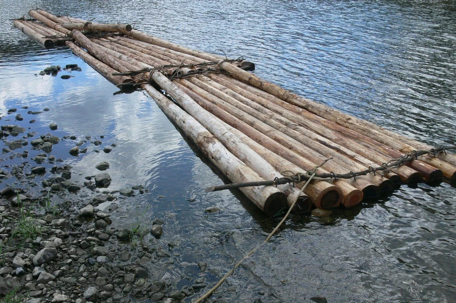 Плот на реке фото Traditional Boats - East and West - at Douglas Brooks Boatbuilding: Japan: Septe
