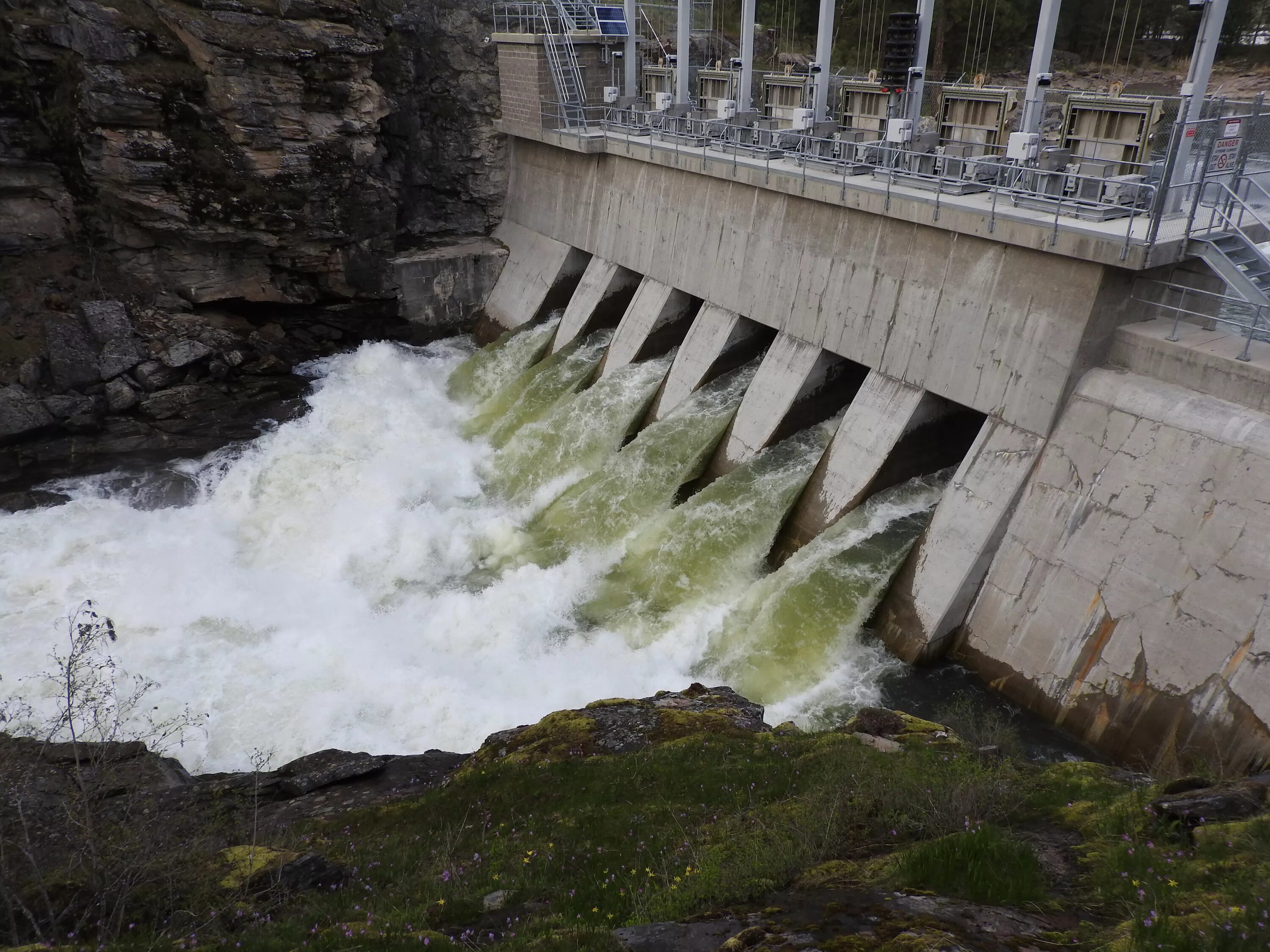 Плотина на реке фото Free Images : dam, runoff, river, water resources, body of water, watercourse, w