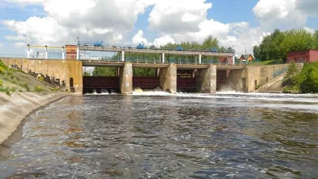 Плотина новленского водохранилища река пахра фото Фото № 9.Родник "Рудненской иконы Божией Матери". На фото Колтырин Николай, в ка