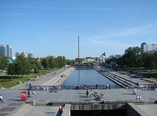 Плотинка екатеринбург фото Экскурсия по Красной линии Екатеринбурга Елена Добровицкая