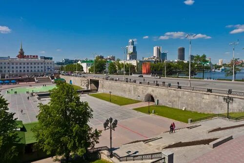 Плотинка свердловская область екатеринбург проспект ленина фото LIVING IN EKATERINBURG