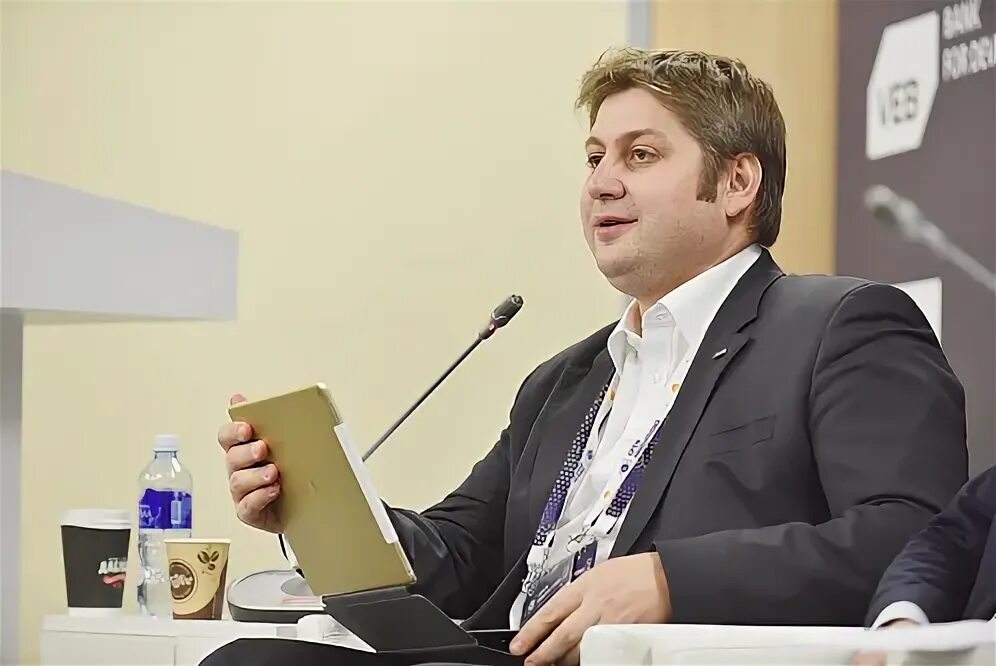 Плотников антон олегович минэкономразвития фото Кластерная политика нового уровня