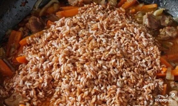 Плов из бурого риса фото Плов из бурого риса со свининой - пошаговый рецепт с фото на Повар.ру