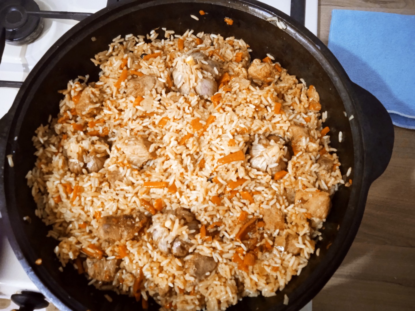 Плов на плите фото Плов в казане на костре из баранины рецепт с фото пошагово - 1000.menu
