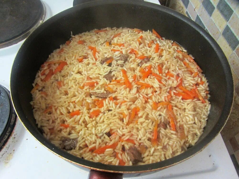 Плов на сковороде со свининой фото Плов со свининой " Кулинарные рецепты