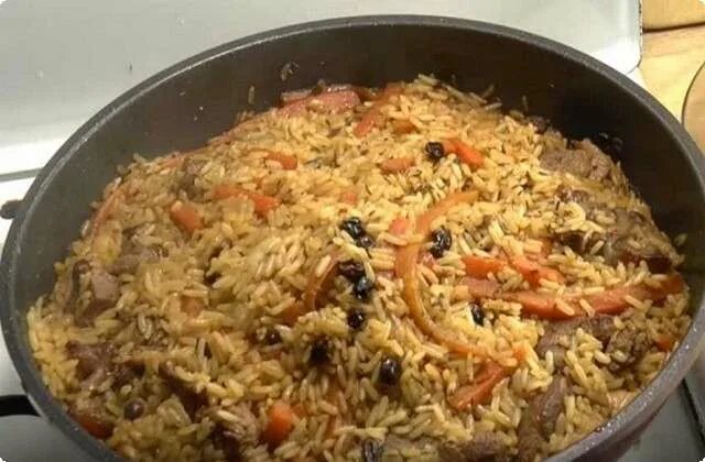 Плов на сковороде со свининой фото Вкусный плов со свининой - простые рецепты в домашних условиях
