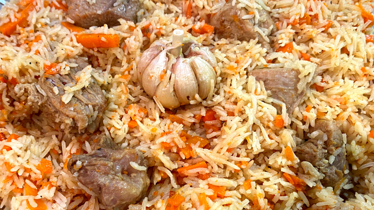 Плов пошаговый рецепт с фото из свинины Плов из свинины не в казане, но получается рассыпчатый. Плов в кастрюле рецепт. 