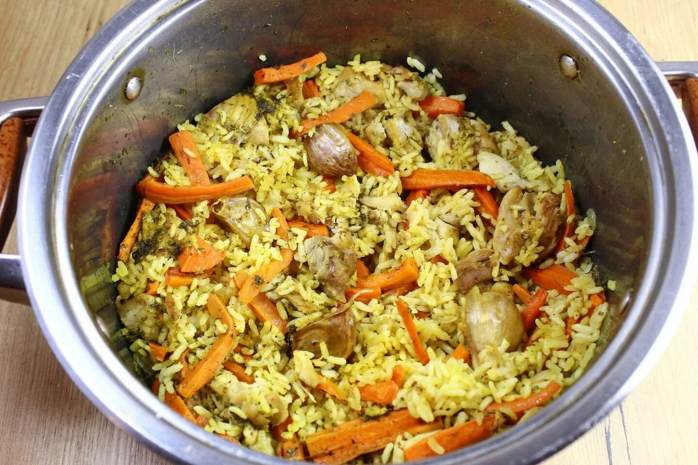Плов рецепт приготовления с фото пошагово Рассыпчатый плов с курицей в кастрюле на плите рецепт фото пошагово и видео - 10