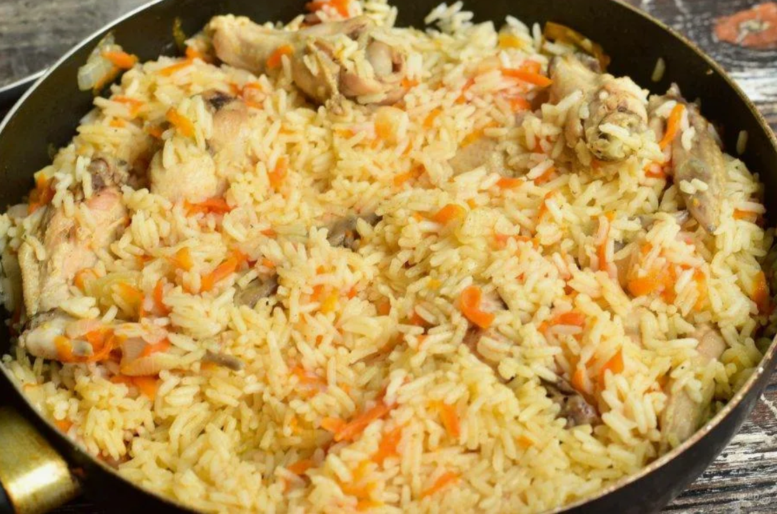 Плов с курицей пошаговый рецепт фото Для ленивых хозяек просто находка - плов с курицей на скорую руку. Рис в нем ник