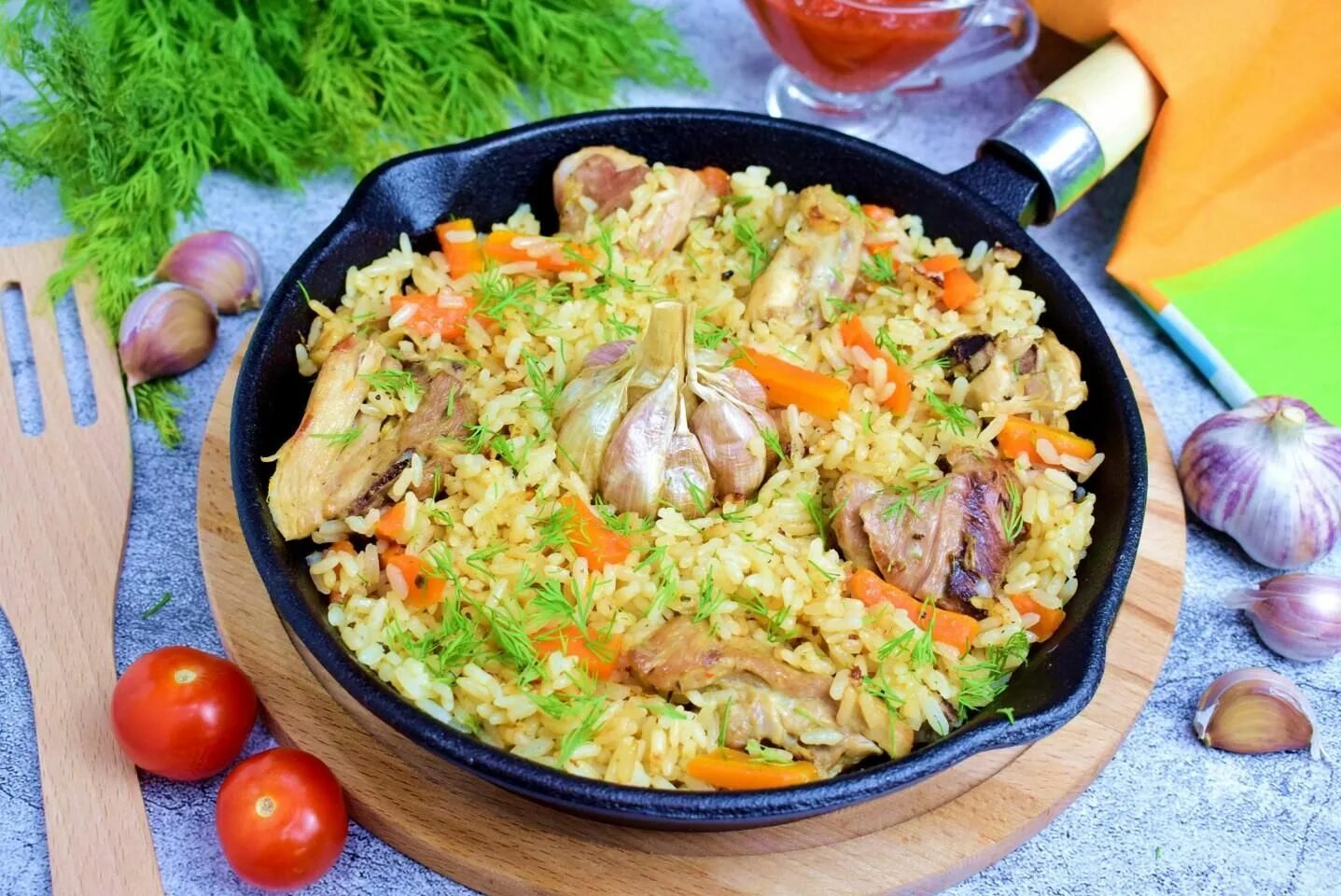 Плов с курицей рецепт с фото Рассыпчатый плов с курицей на сковороде рецепт с фото пошагово Рецепт Еда, Рецеп