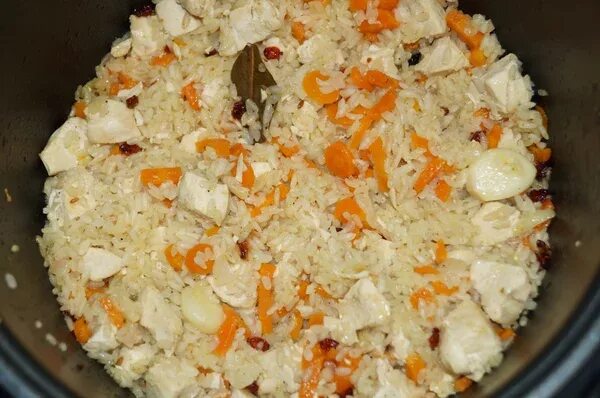 Плов с курицей в мультиварке фото Плов в мультиварке с куриной грудкой CoffMachines.ru
