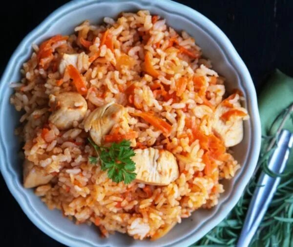 Плов с курицей в мультиварке фото Как приготовить плов в мультиварке с курицей Рецепт Еда, Семейные блюда, Кулинар