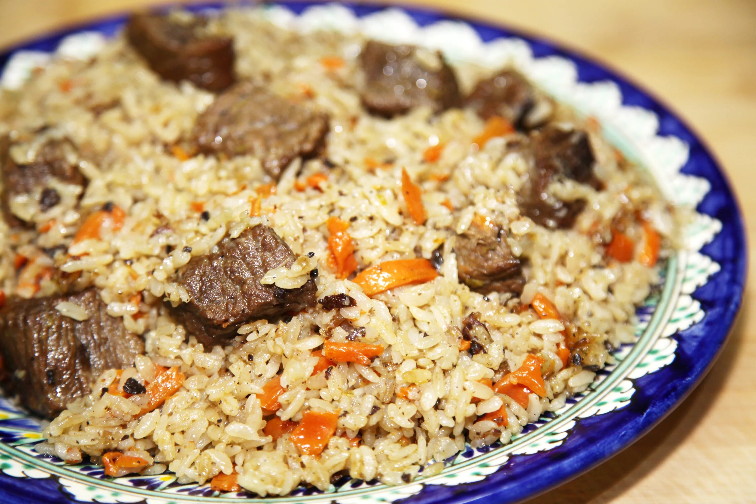Плов с мясом рецепты с фото Заказать купить плов из говядины с доставкой по Москве