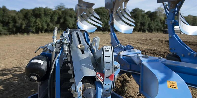 Плуг лемкен фото корпуса Купить полунавесной плуг Lemken Diamant 16 в Беларуси по выгодной цене