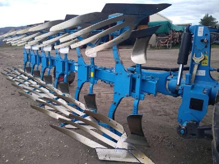 Плуг лемкен фото корпуса Продам оборотный плуг LEMKEN, бу - купить оборотный плуг LEMKEN, Киевская обл - 