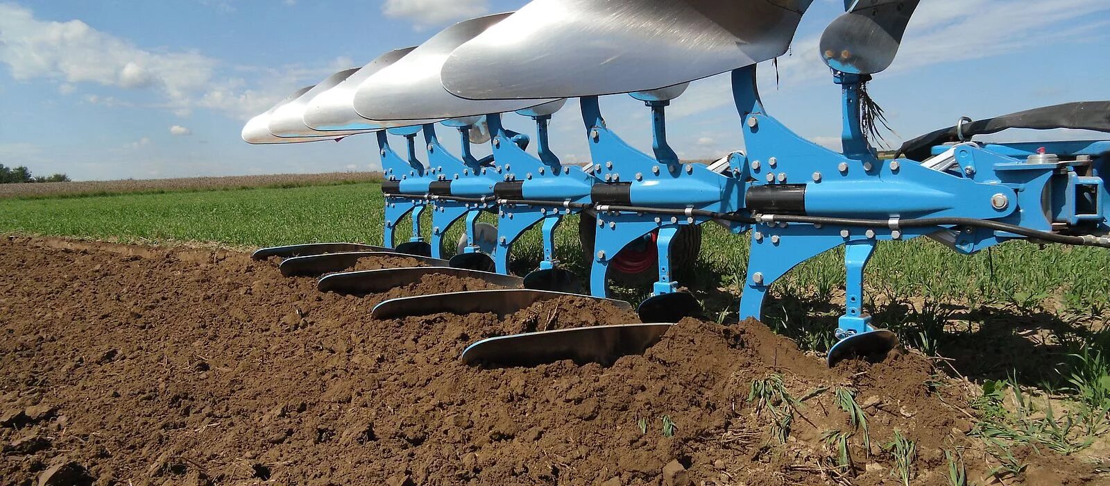 Плуг машина фото New - Lemken mounted and semi-mounted ploughs Casella