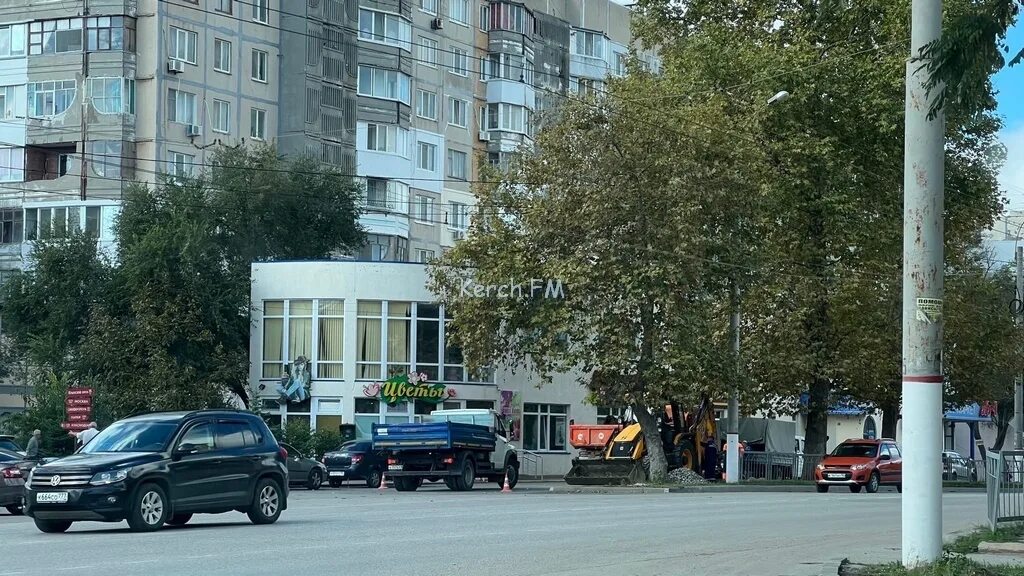 Плутон ул генерала петрова 4 керчь фото На дублёре Генерала Петрова водоканал разрыл новый асфальт - Новости Керчи на са