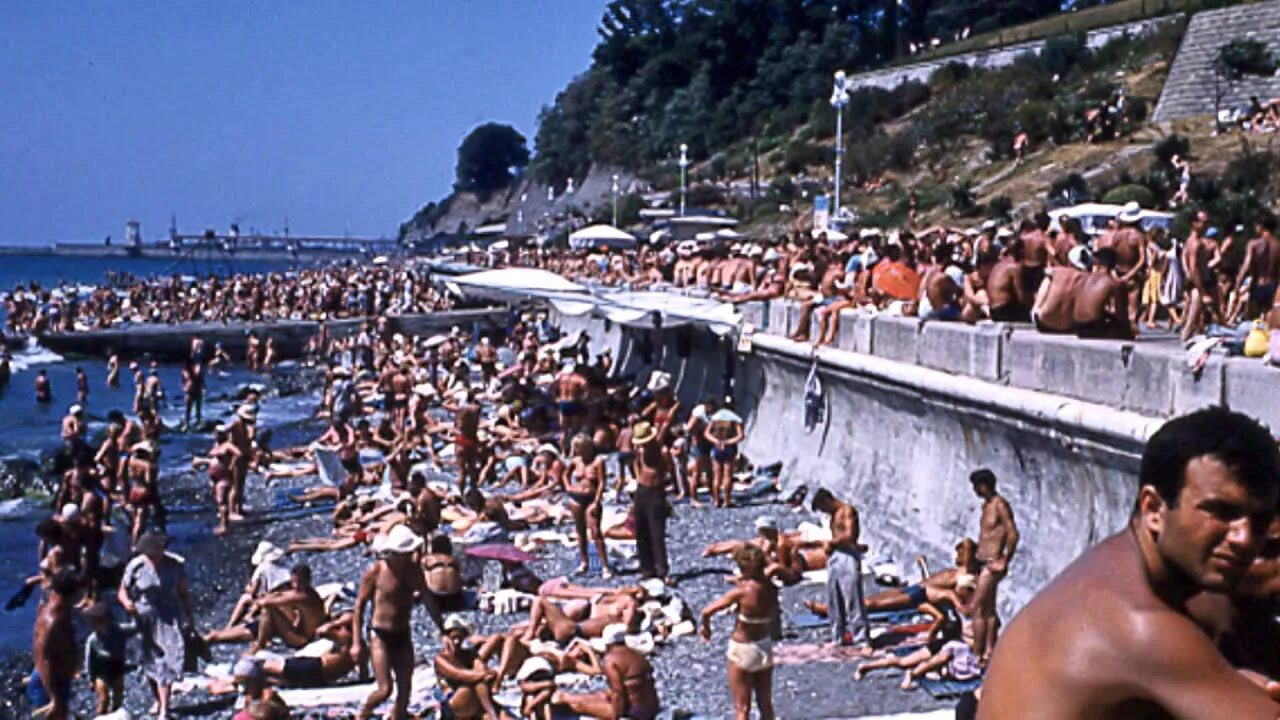 Пляж 80 годов фото Sochi 1961, Resort for the People - YouTube
