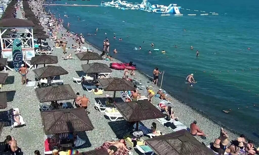 Пляж алексино новороссийск фото В Новороссийске спасли унесенных в море на надувном матрасе - Новости Новороссий