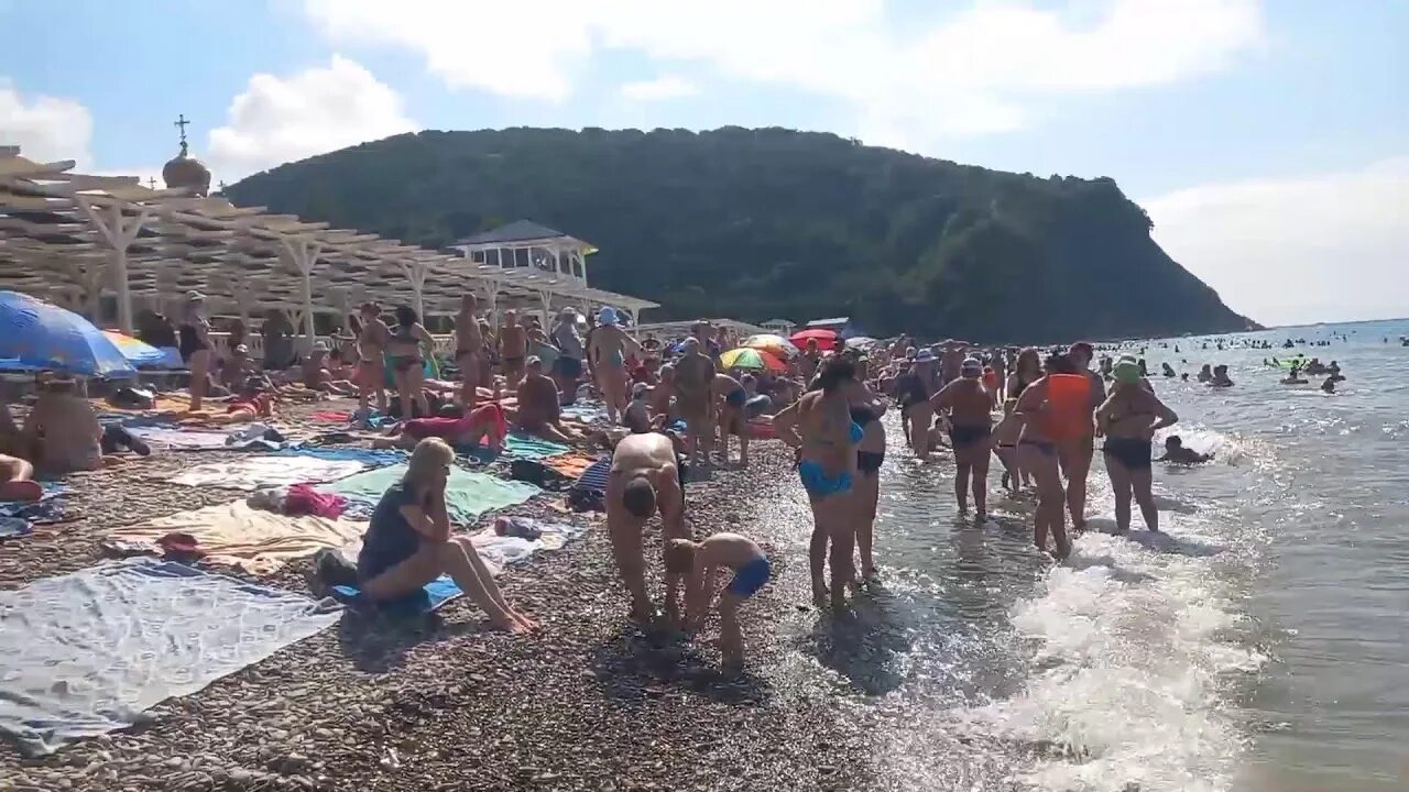 Пляж архипо осиповка фото 2024 21 июля 2023 Архипо-Осиповка пляж . 9- 10 утра Чёрное море короткий эфир - YouTu