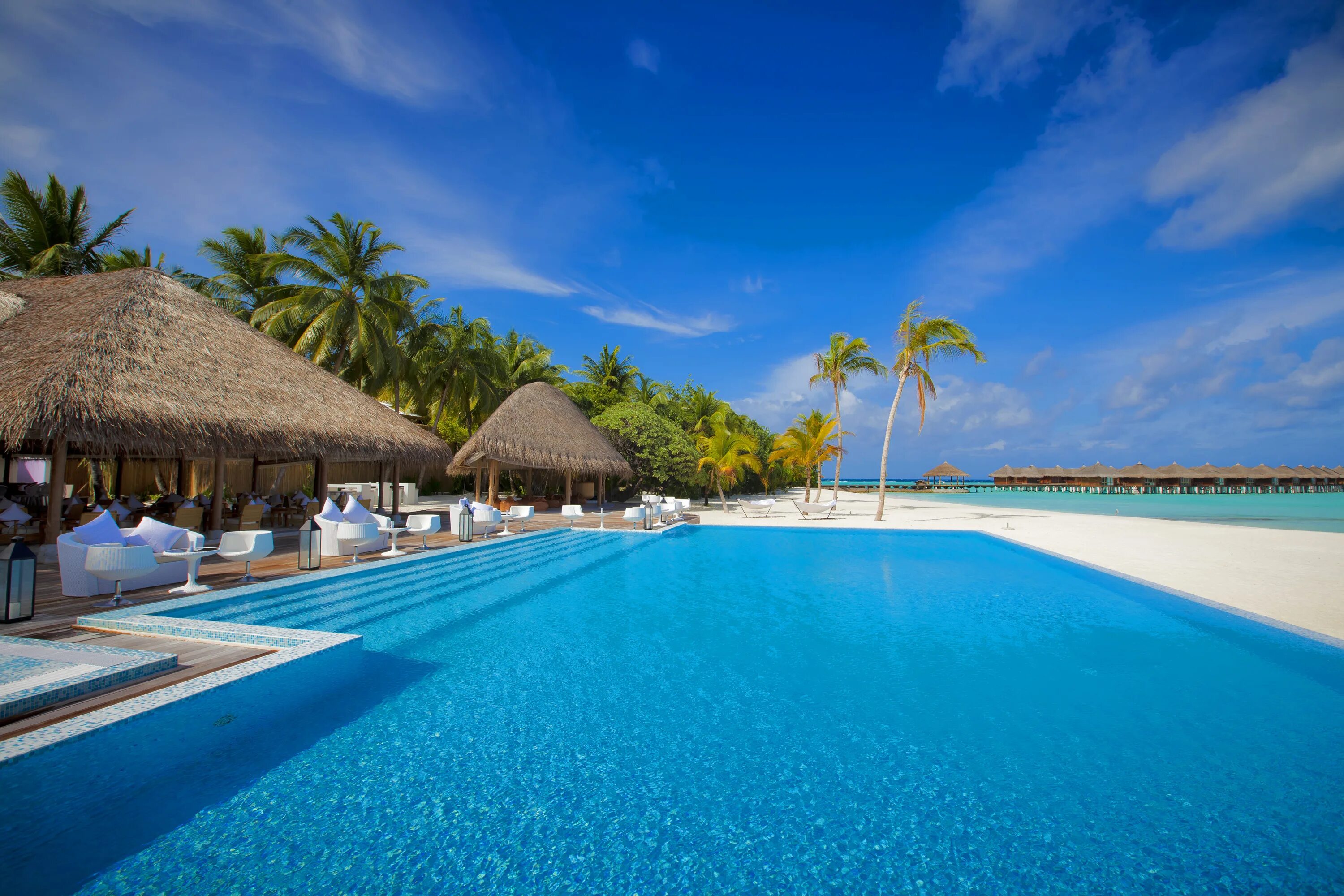 Пляж бассейн фото Download wallpaper 3300x2200 maldives, ocean, swimming pool hd background
