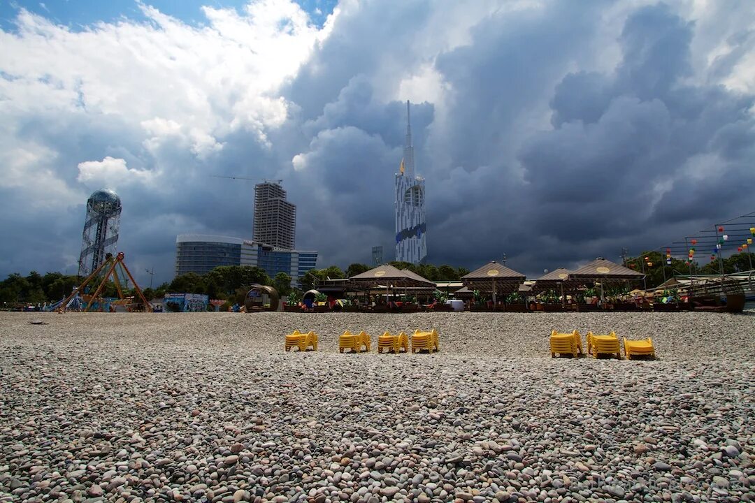 Пляж батуми фото What to do in Batumi on Georgia's Black Sea Coast