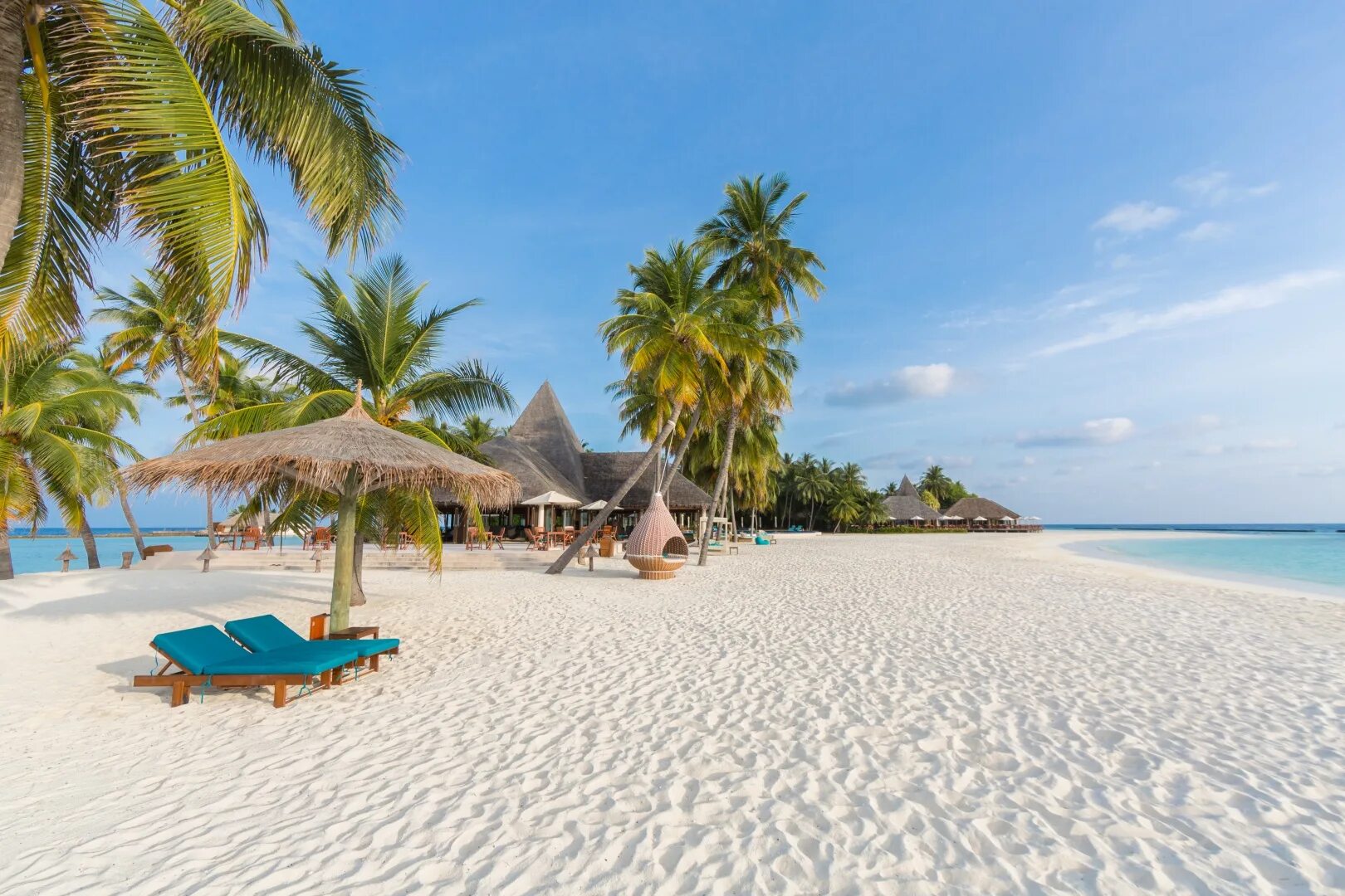 Пляж большие фото Veligandu Island Resort & Spa 5* - Мальдивы, Северный Ари - Отели Пегас Туристик