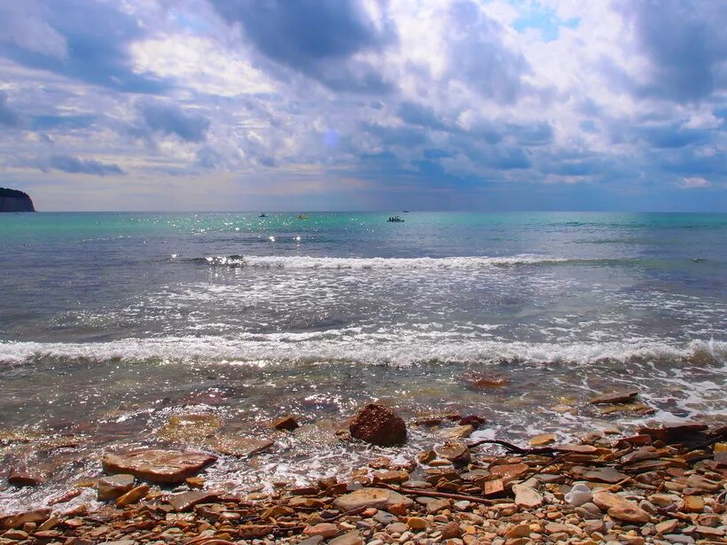 Пляж черного моря фото Погода в Туапсе (Россия) в сентябре 2024 года, отзывы туристов и прогноз погоды 