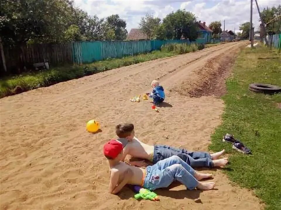 Пляж деревня фото Деревенский пляж вместо дороги - Республика Татарстан РТ Онлайн