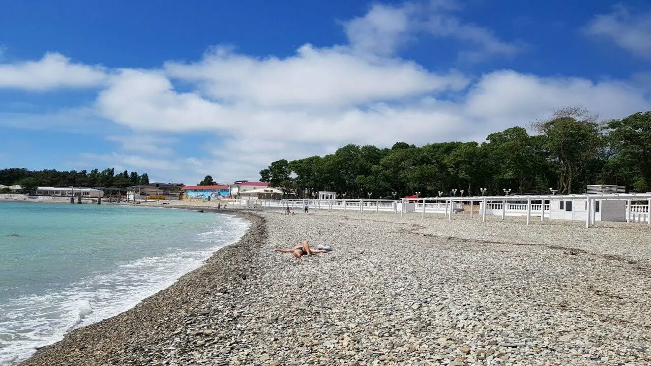Пляж дивноморье фото Дивноморское. Последний день весны. Обстановка на пляжах. - YouTube