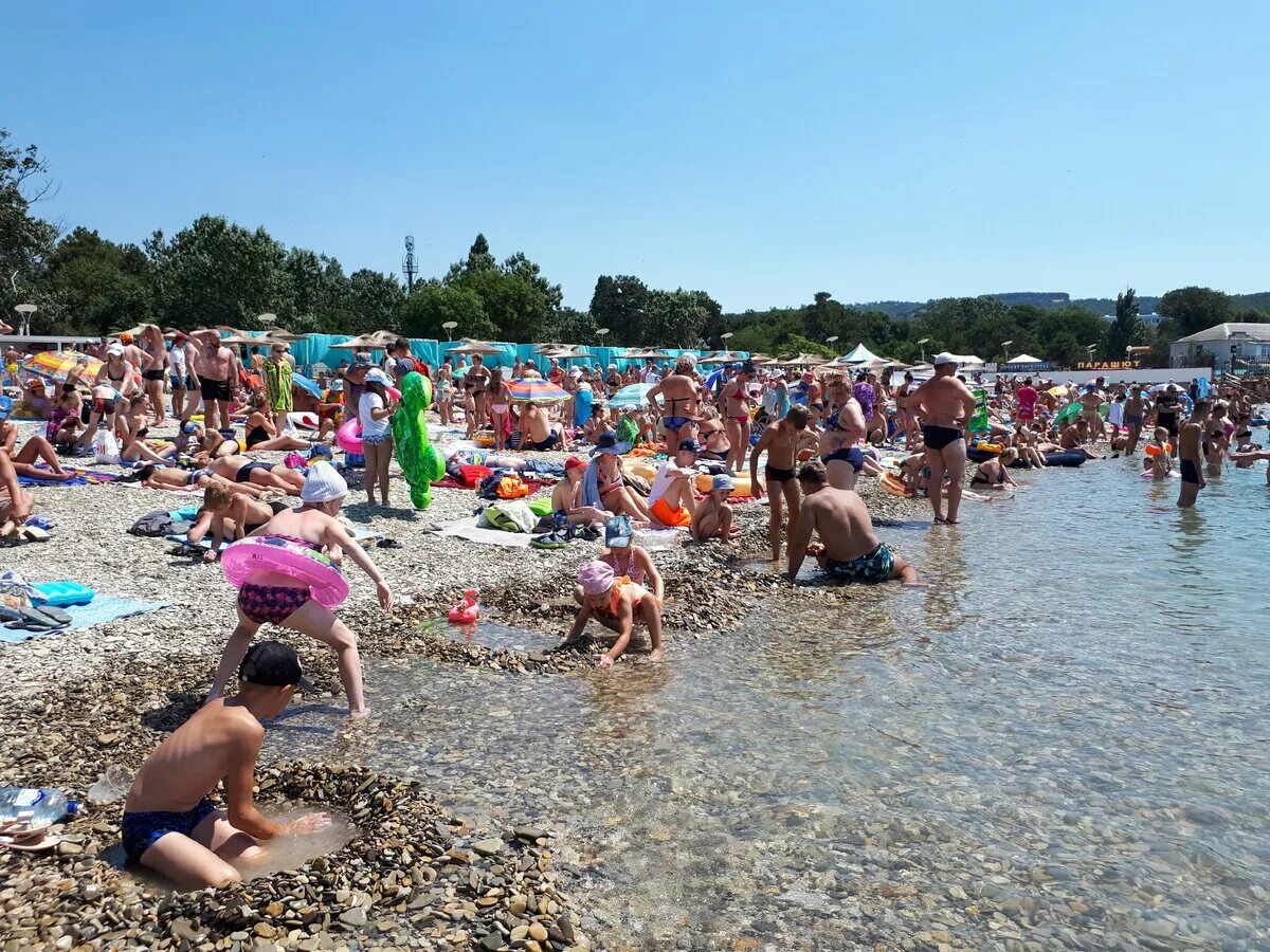 Пляж дивноморское фото Дивноморское в июле. Погода, море, пляжи. Жизнь и отдых у моря Дзен