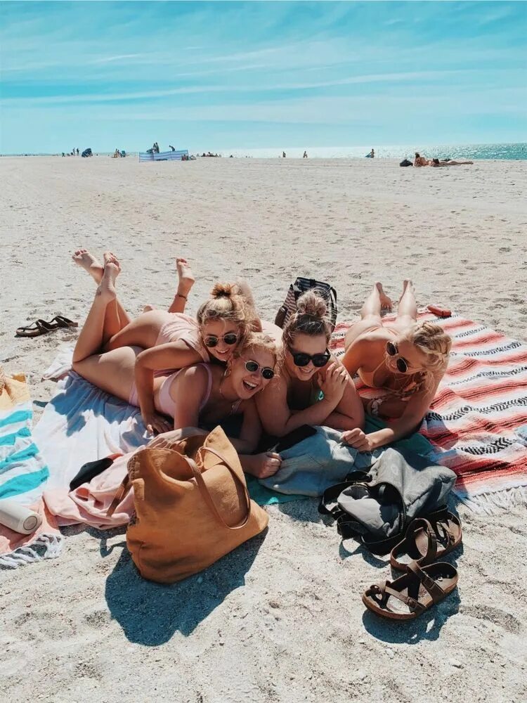 Пляж друзья фото pinterest: piriesellars2 ★ Summer pictures, Friend pictures, Beach pictures frie