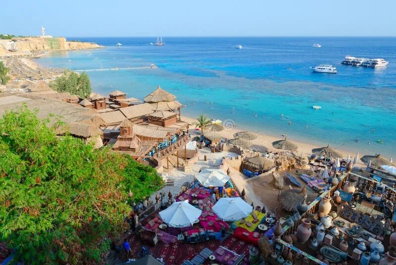 Пляж фарша шарм эль шейх фото Beautiful Top View of Popular Farsha Cafe on Shore of Red Sea in Hadaba District