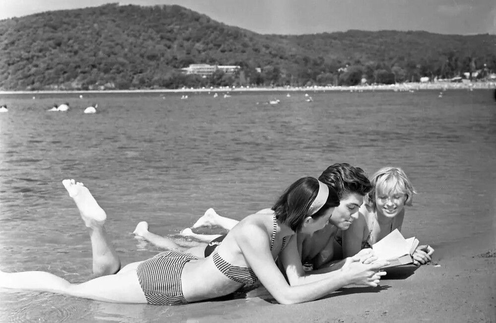 Пляж фото 1970 Интересные фотографии времен СССР - Смехуёчки.ру