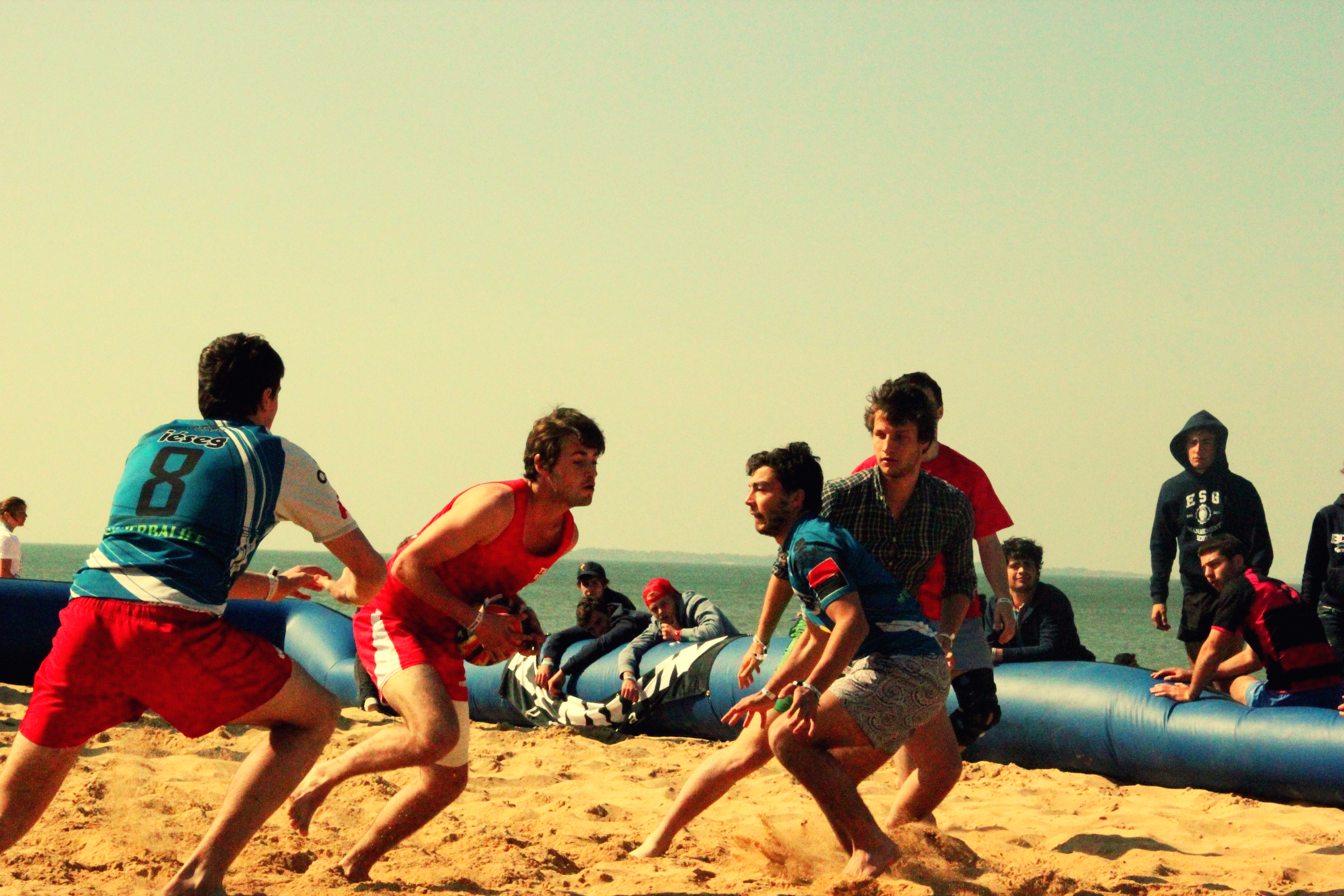 Пляж фото игры File:Beach Rugby, 6ème édition LR Beach Cup.jpg - Wikimedia Commons