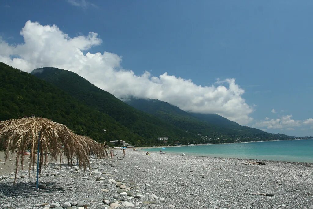 Пляж гагра фото Gagra. Beach Canon EOS 350D + EF 17-40 f/4 L USM Vladimir Sokolov Flickr