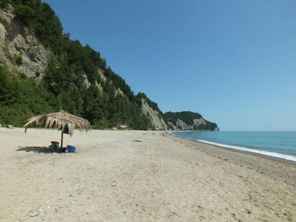 Пляж гагрский район село лдзаа фото Лучшие пляжи Абхазии. Топ 5 Ирина путешественница. Дзен