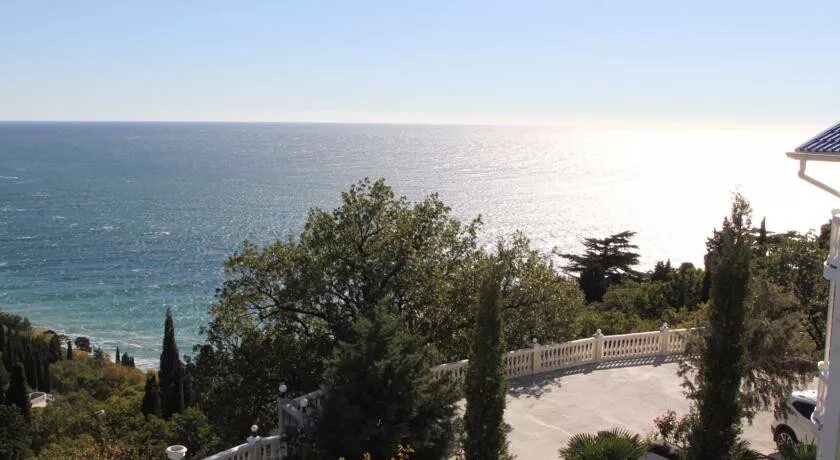 Пляж горное солнце алупка фото Гостиница ФОРЕСТ (Г. АЛУПКА, В 5 МИНУТАХ ОТ ПОБЕРЕЖЬЯ ЧЕРНОГО МОРЯ) 3*, Крым, Ял