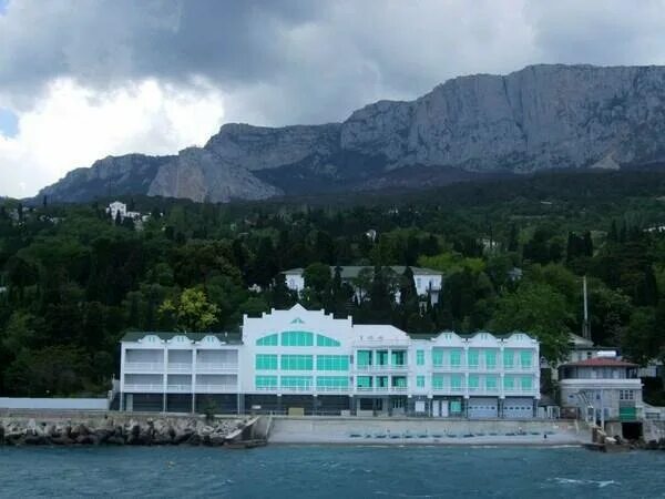 Пляж горное солнце алупка фото Горное солнце, гостиница, Дворцовое ш., 8А, Алупка, Россия - Яндекс.Карты