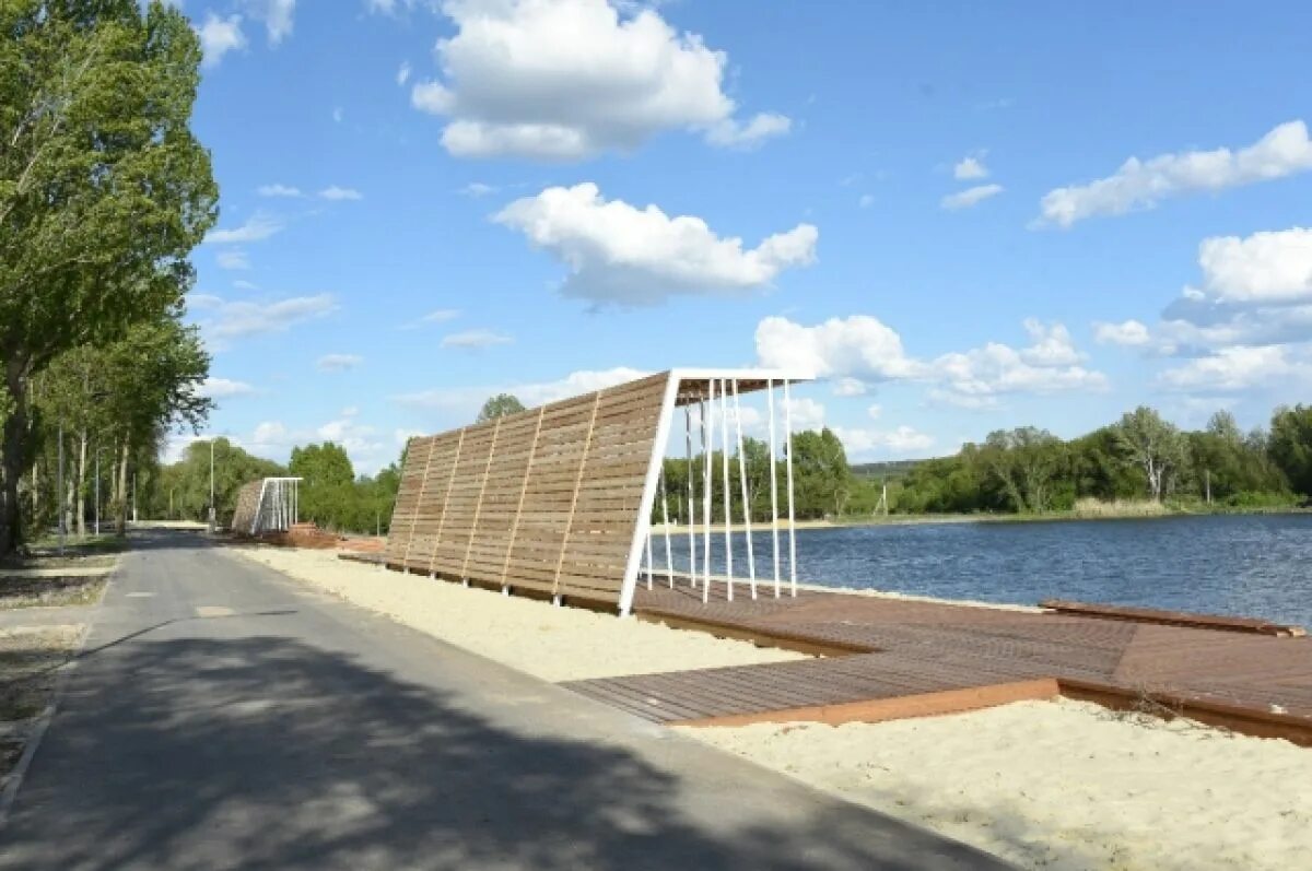 Пляж губкин фото Подготовка к лету. Как в Белгороде благоустраивают пляжи и проверяют лагеря АиФ 