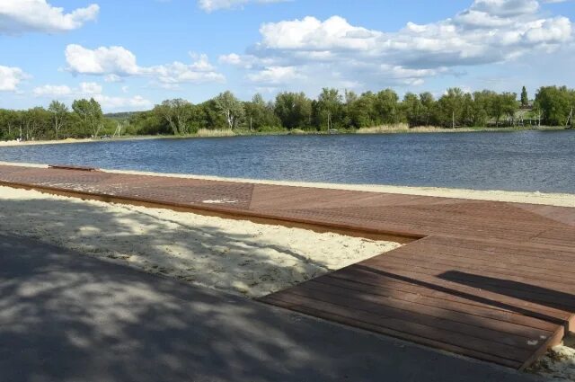 Пляж губкин фото Белгородцам показали современный обновленный пляж в Губкине АиФ Белгород
