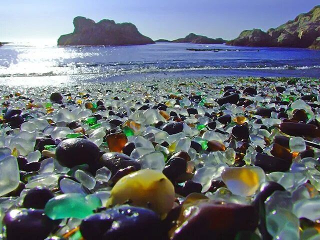 Пляж из стекла во владивостоке фото 10 самых красивых пляжей мира Glass beach california, Sea glass beach california