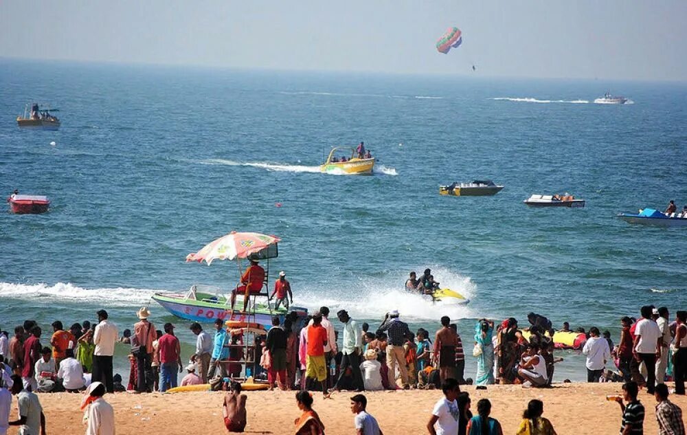 Пляж калангут гоа фото Pin by Sai Swastik Hotel on goa Goa, Beach, Famous beaches