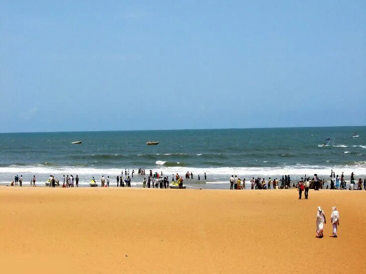 Пляж калангут гоа фото Calangute is one of the most popular tourist destinations in Goa. It is located 